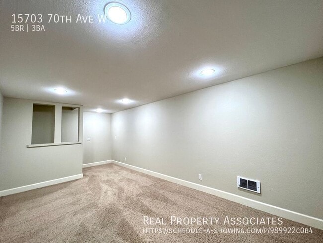 Building Photo - 15703 70th Ave W
