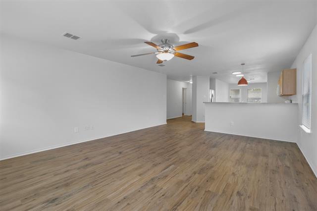 Building Photo - 2205 Lookout Ln