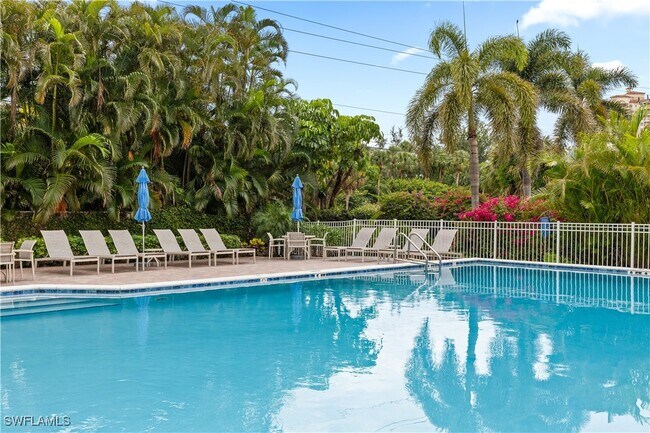 Building Photo - 565 Beachwalk Cir