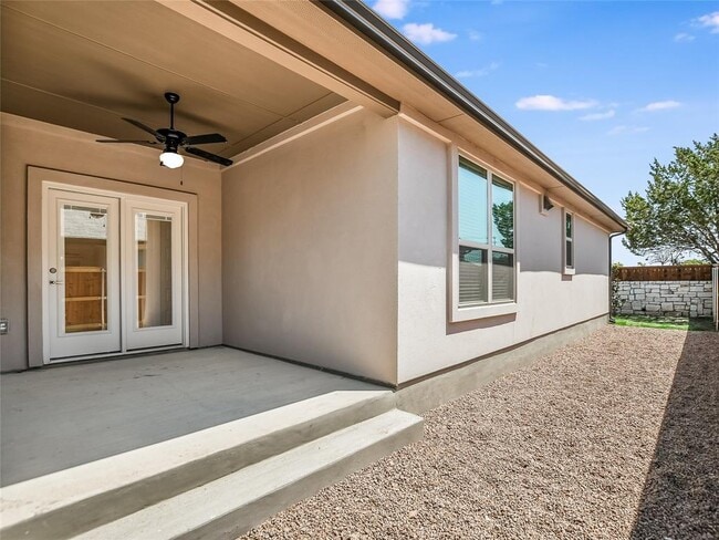 Building Photo - 412 Parkline Dr