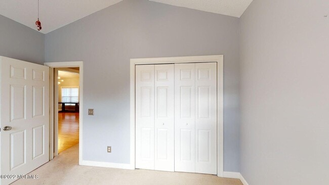 Building Photo - 11 Lassiter Ln