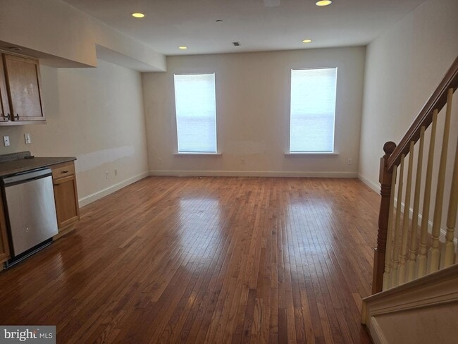 Building Photo - 2025 N 18th St