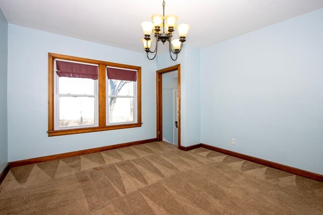 Building Photo - Four Bedroom Single-Family Home