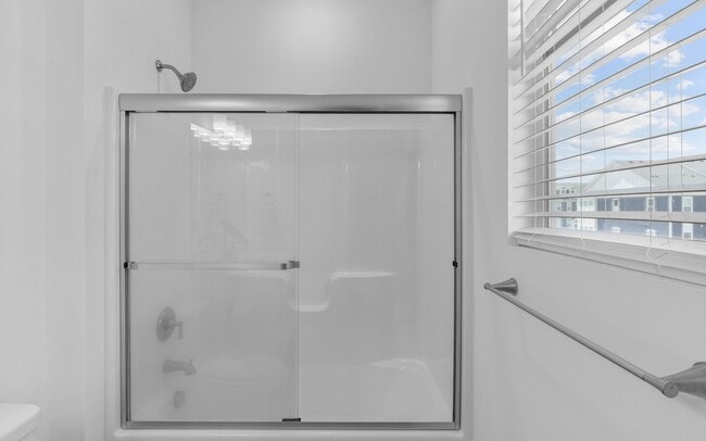 Building Photo - A MUST SEE!! 2-Bedroom Townhome In The Tern! Attached Garage - 400 Yards From Beaches - Dog Frien...