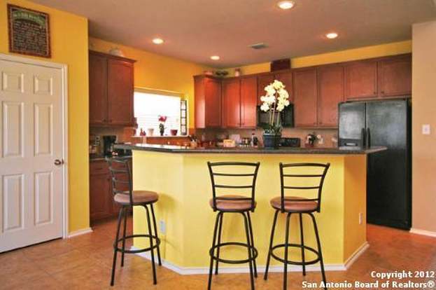 Building Photo - 5731 White Oak Cove