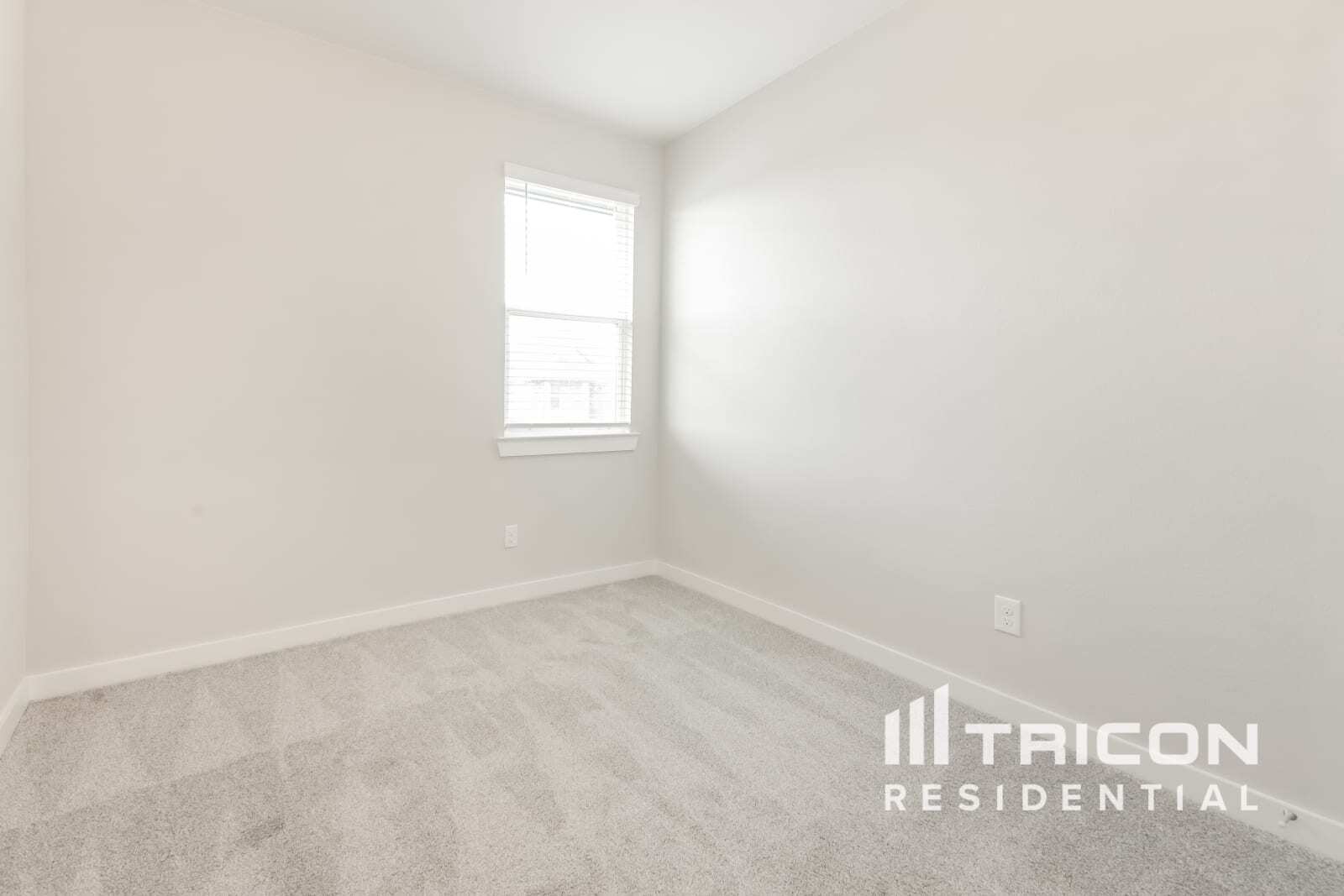 Building Photo - 8205 Brookhaven Dr