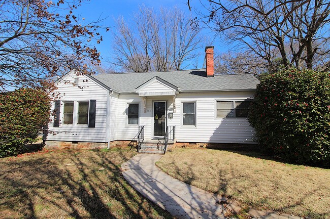 Building Photo - Fully Remodeled Home in the Heart of Belmont