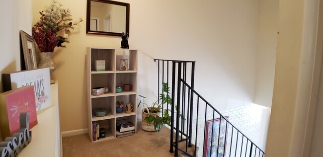 Building Photo - 222 Harvest Dr