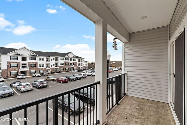 Building Photo - 827 Stiller Ln