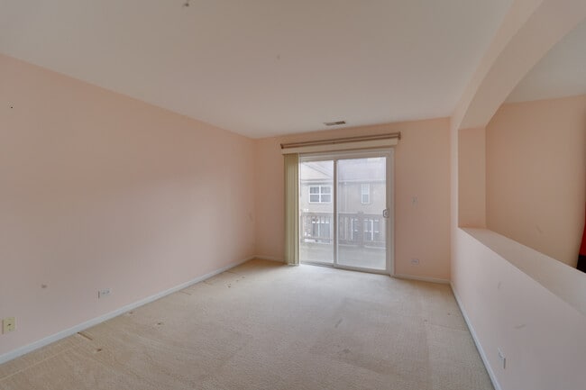 Building Photo - 1838 Crenshaw Cir