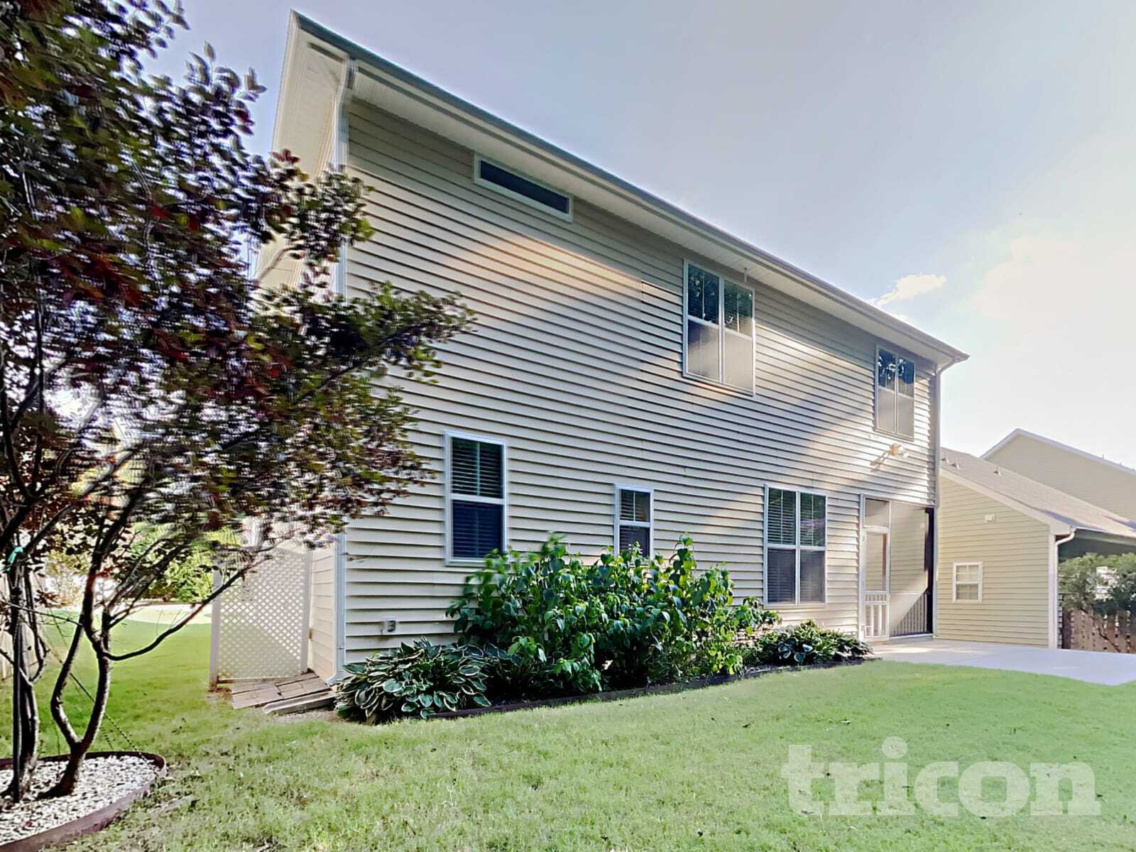 Building Photo - 553 McCarthy Dr