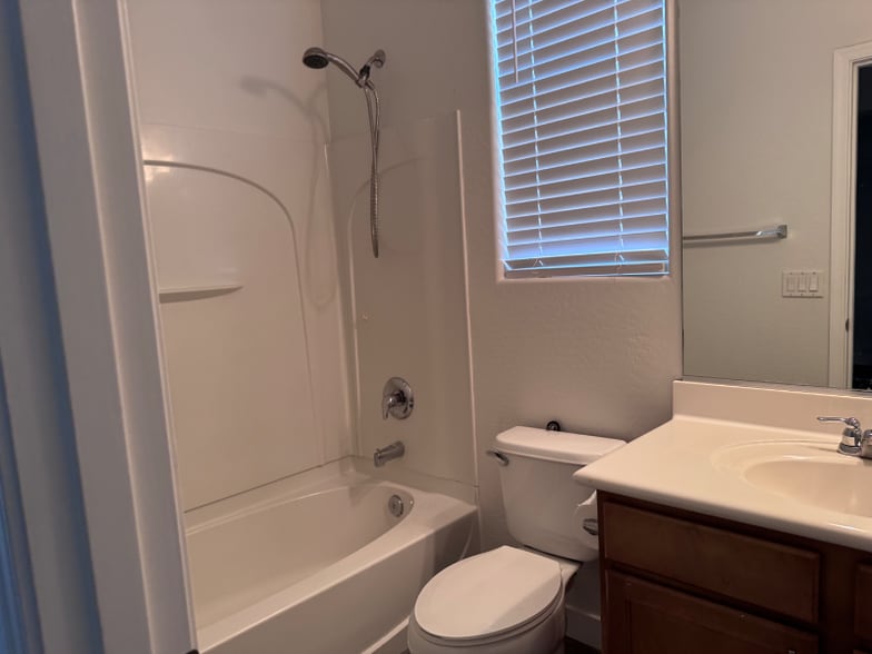 Building Photo - 15055 W Alexandria Way