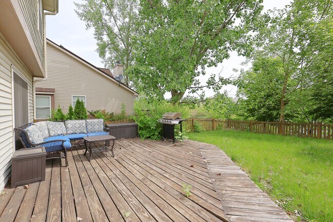 Building Photo - 3139 Bowfield Way