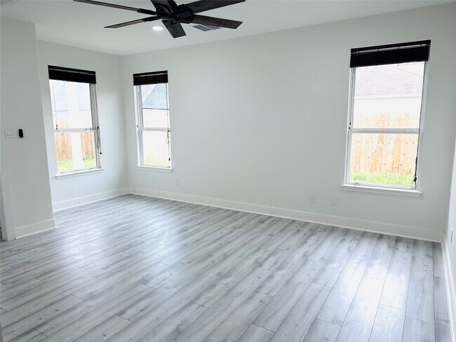 Building Photo - 3306 Quarry Place Lane