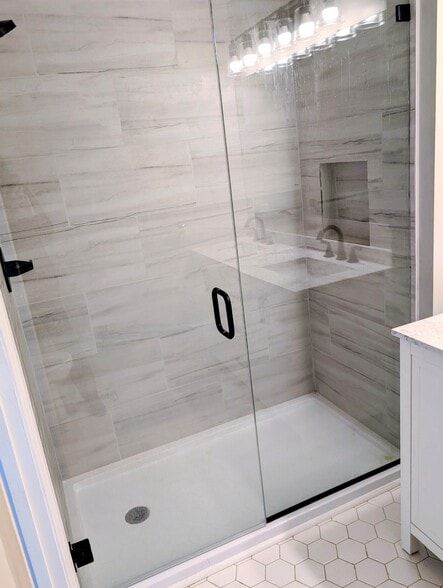 Building Photo - 10819 Smithers Ct