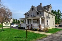 Building Photo - 5849 Broadway