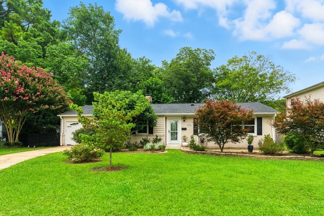 Primary Photo - 3800 Liberty Ridge Rd
