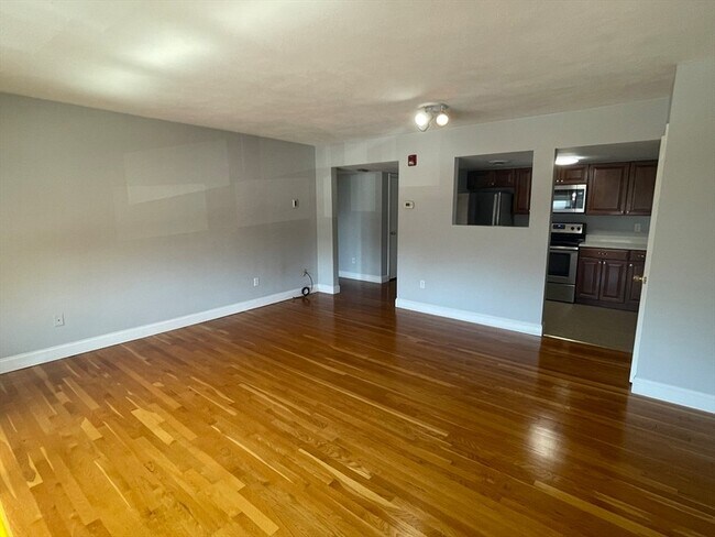 Building Photo - 530 VFW Parkway