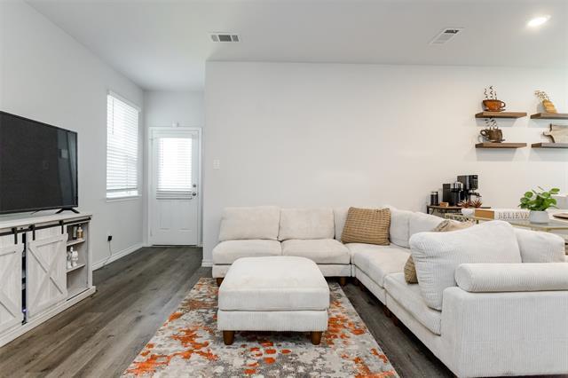 Building Photo - 5513 Topwater Trl