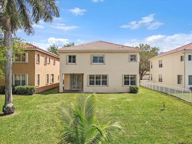 Building Photo - 2316 SW 127th Ave