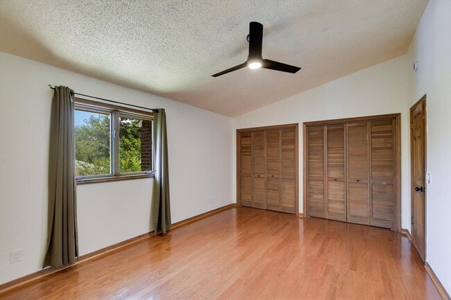 Building Photo - 3318 Foster Ln