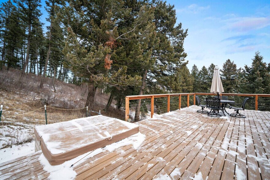 Building Photo - 420 Colt Rd