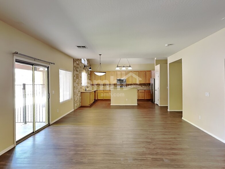 Building Photo - 33055 N Madison Way Dr
