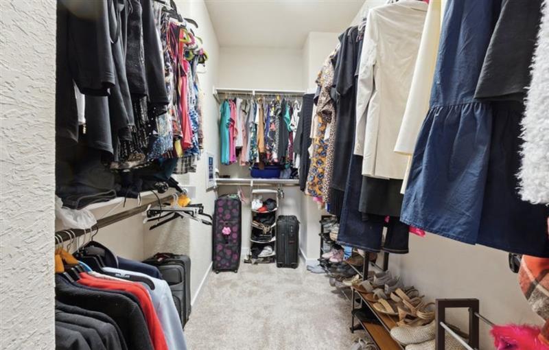 master closet - 3839 Harry Wurzbach Rd