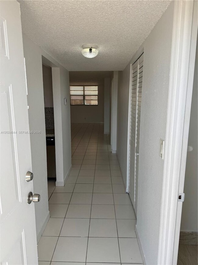 Building Photo - 2903 N Miami Beach Blvd