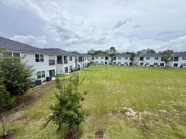 Building Photo - 9121 Western Way
