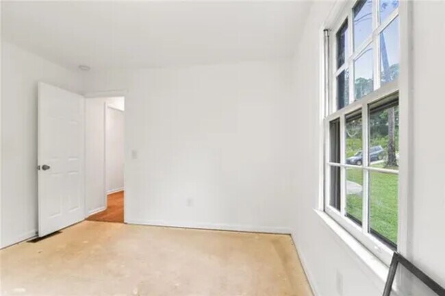 Building Photo - 2260 Pilgrim Mill Rd