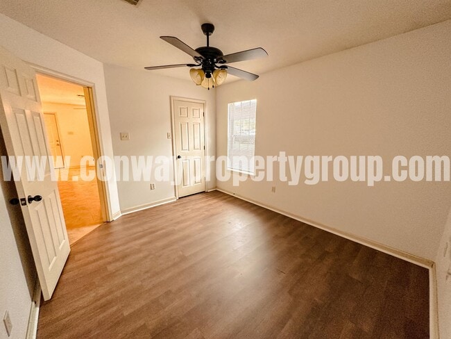 Building Photo - 1750 Longfellow Dr