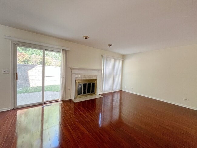 Building Photo - 312 Spring Creek Cir