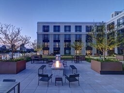 Building Photo - 10 Shipyard Dr