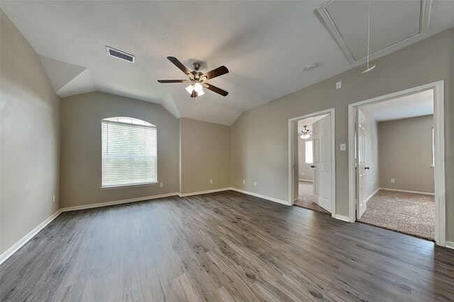 Building Photo - 17003 Fairway Glen Ln
