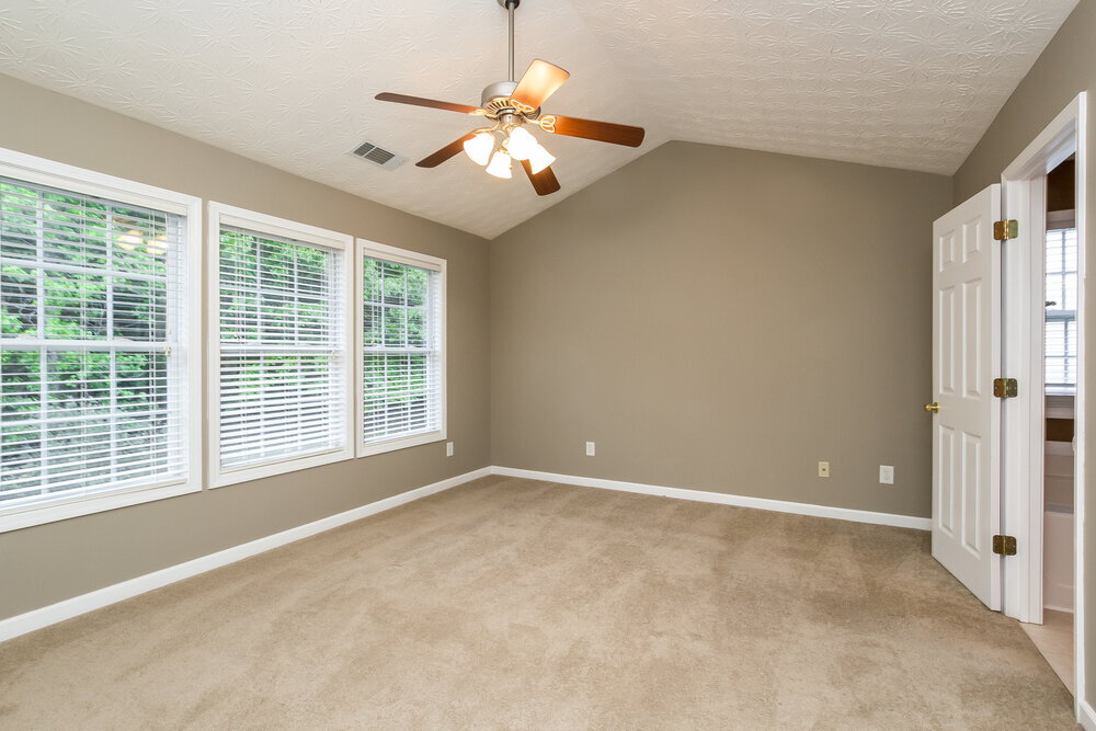 Building Photo - 6739 Island Pointe Dr