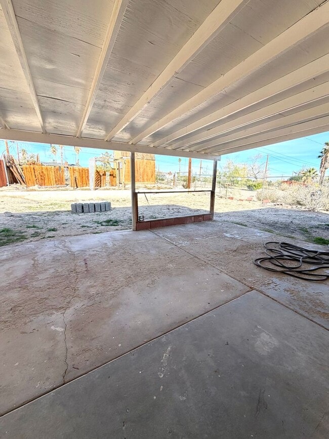 Building Photo - Newly Remodeled 3 Bedroom 2 Bathroom Home