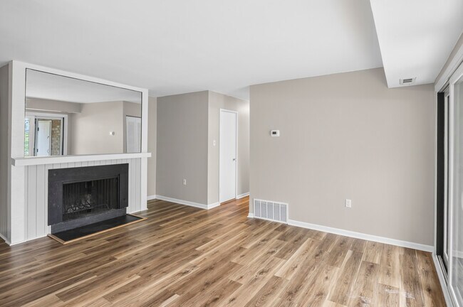 Building Photo - 10530 Cross Fox Ln