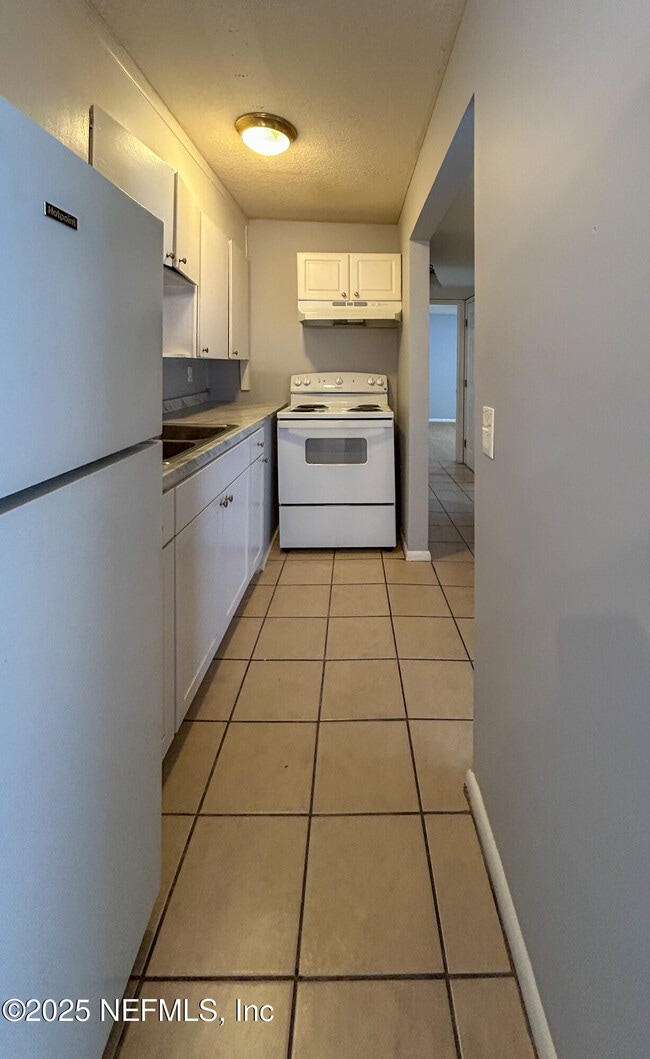 Building Photo - 1124 Woodruff Ave