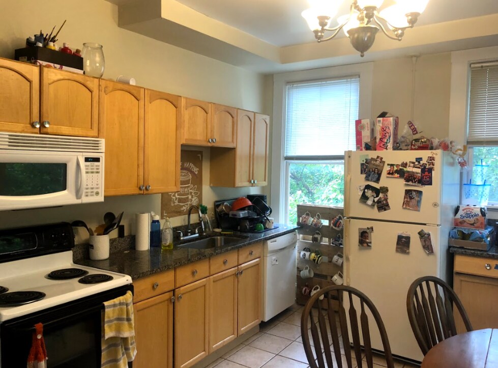 Building Photo - 2720 Eden Ave