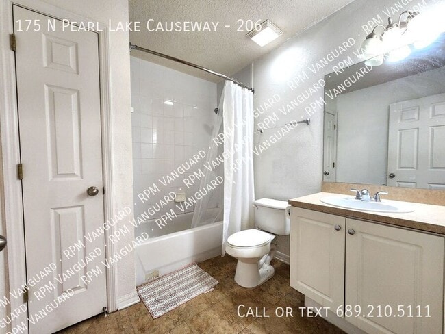 Building Photo - 175 N Pearl Lake Causeway