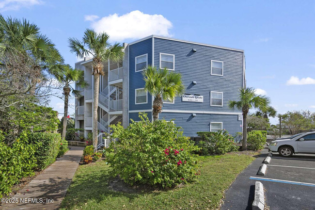 Primary Photo - 120 Ocean Hibiscus Dr