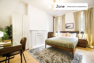 Building Photo - Room in Shared 5 bed/1 bath home