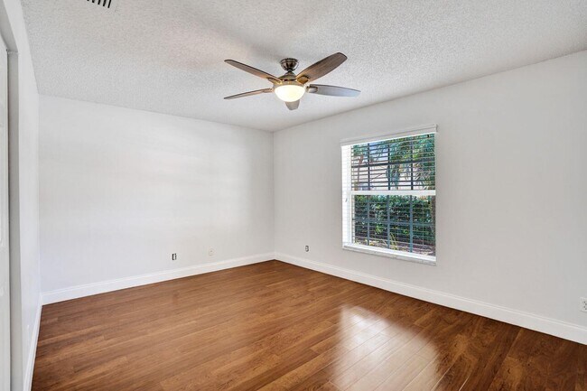 Building Photo - 5069 Toscana Trail
