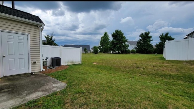 Building Photo - 33 Arbor Hl Pl