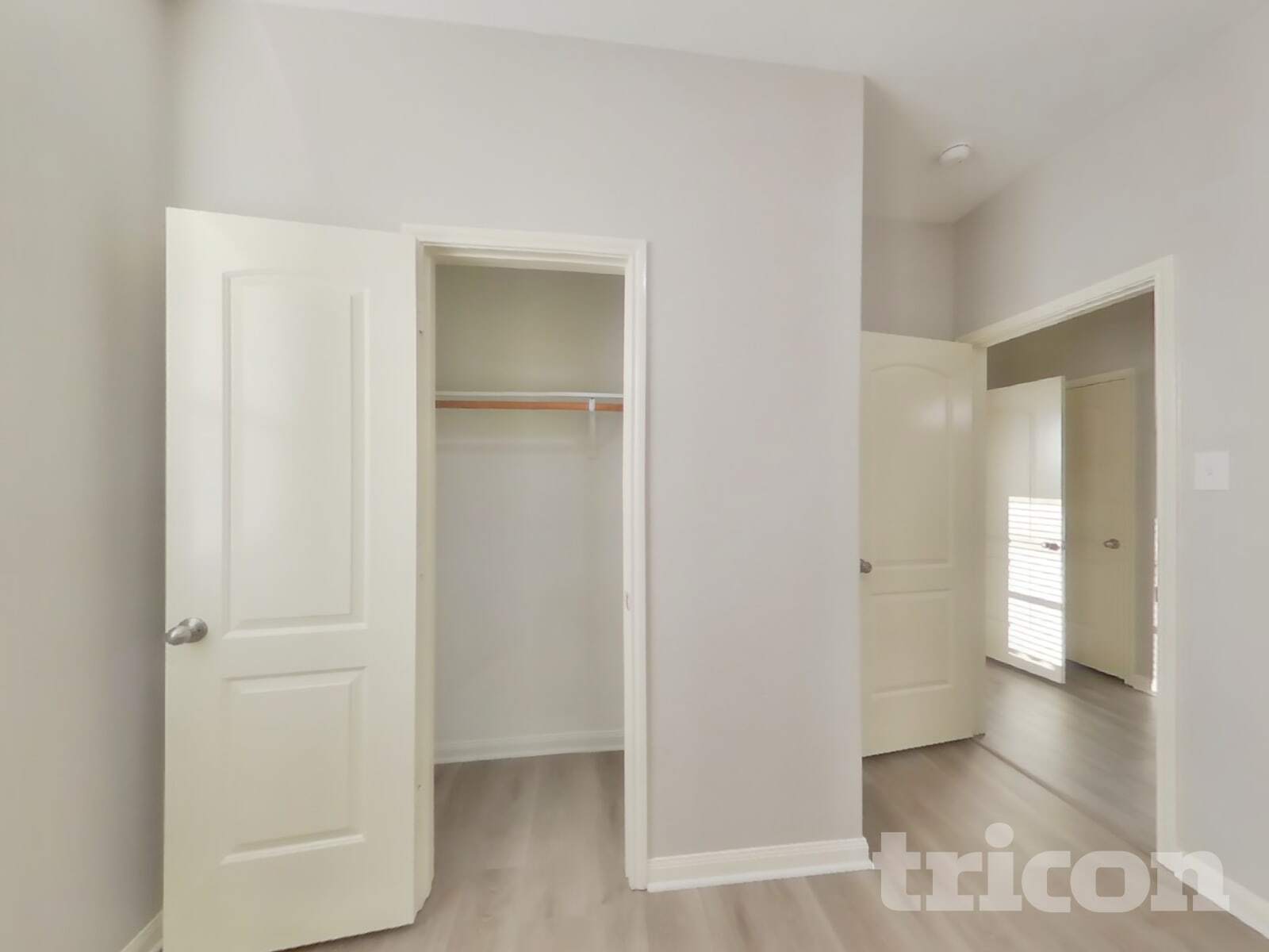 Building Photo - 1502 Tulip Ln