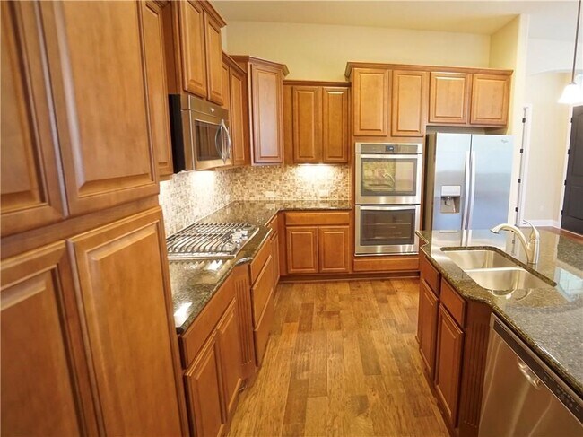Building Photo - 211 Darwins Way