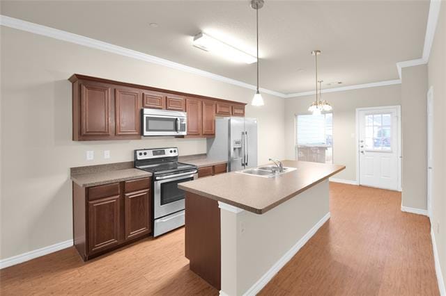 Building Photo - 5416 Del Rey Dr