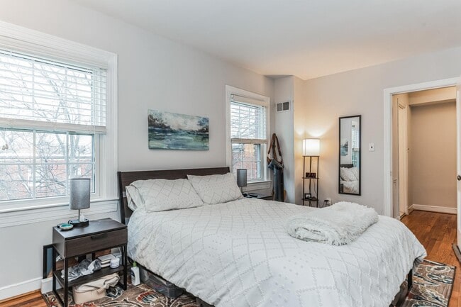 Building Photo - 2601 16th St S