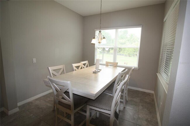 Building Photo - 1813 Hawksbill Ln